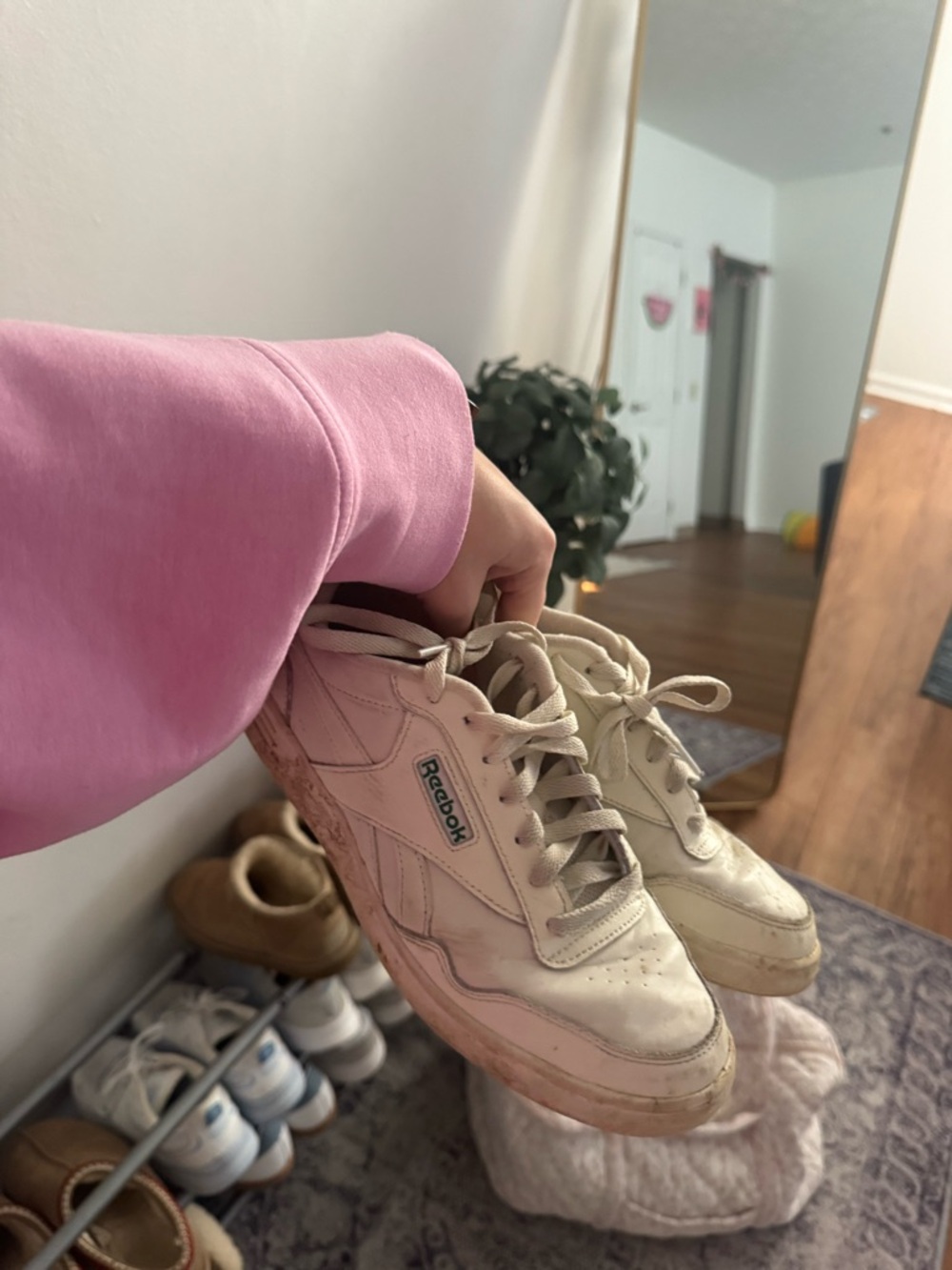 Reebok Women's Off-White Leather Low-Top Sneakers
